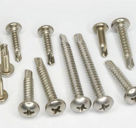 Tapping screw