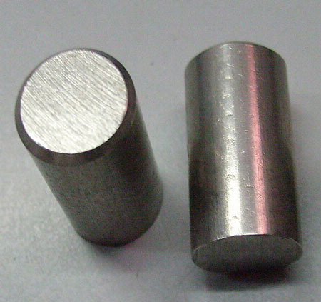 Round pin